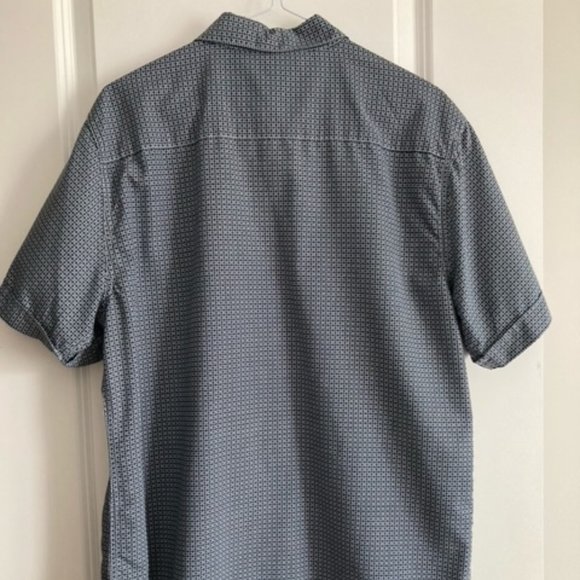 Ultra Soft Men's Collared Short Sleeve Dress Shirt Size M - Picture 9 of 16